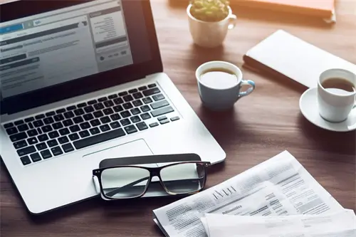 夏季吊带旅游穿搭